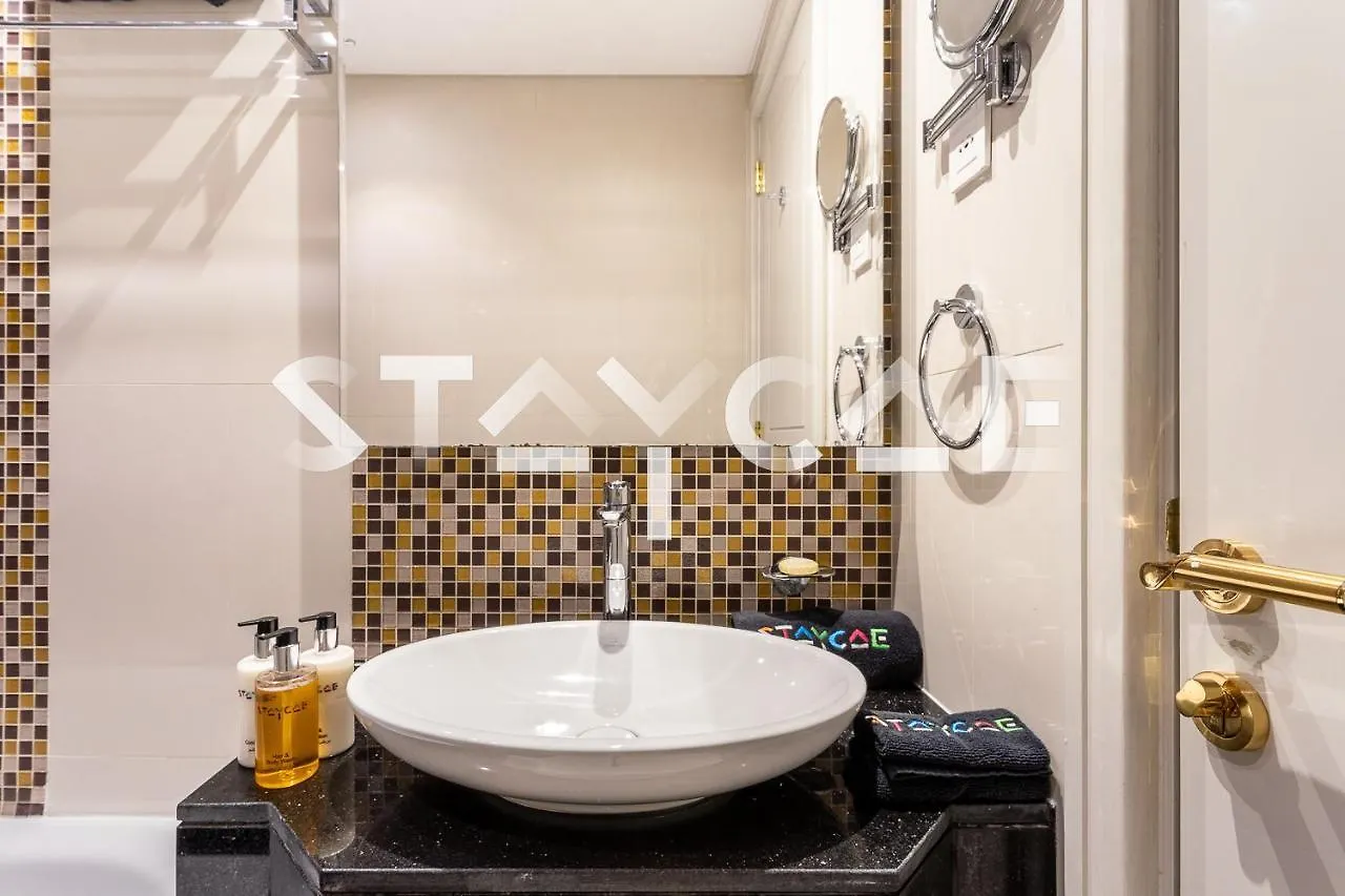 Staycae Upper Crest Downtown View Dubai