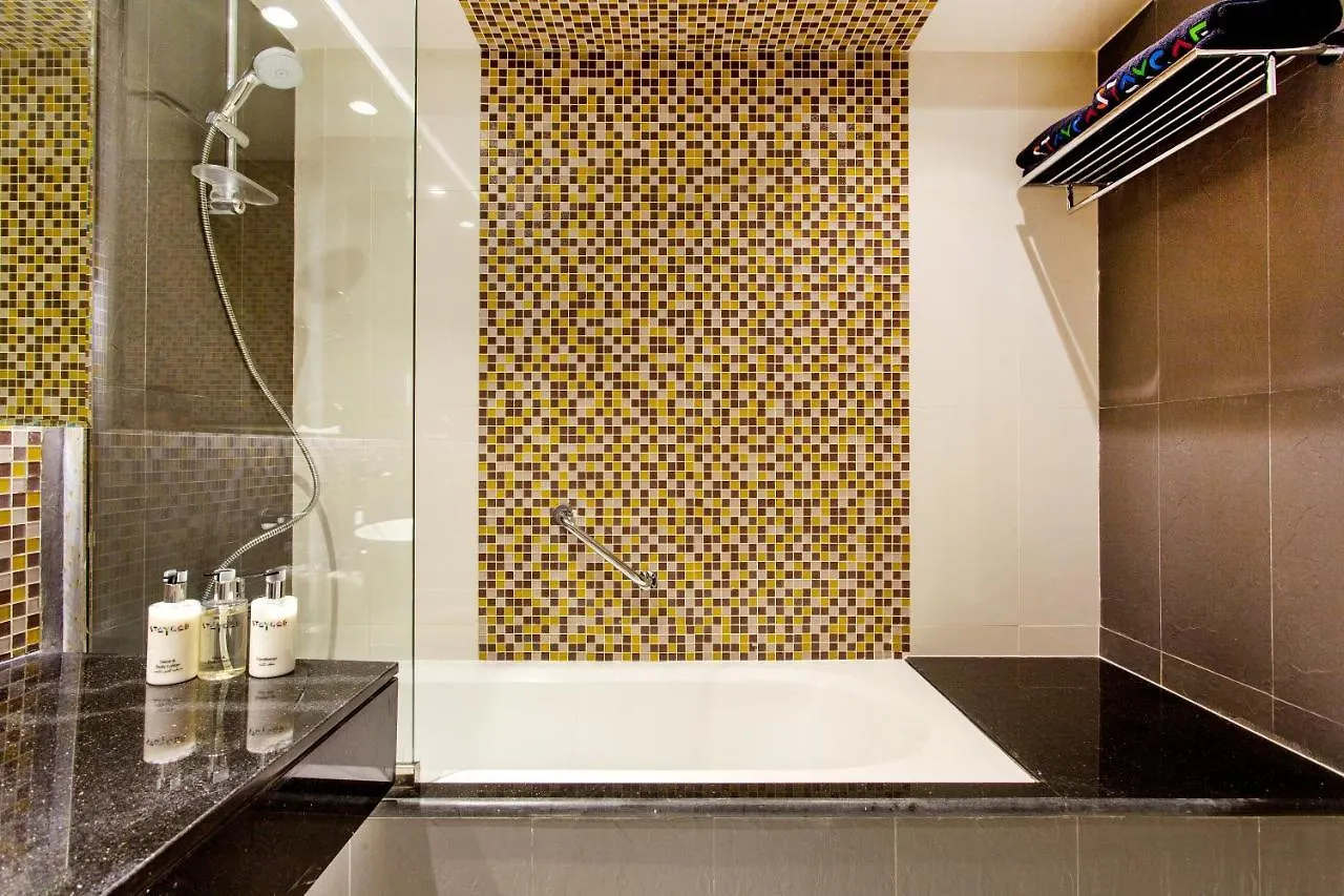 Staycae Upper Crest Downtown View Dubai Förenade Arabemiraten